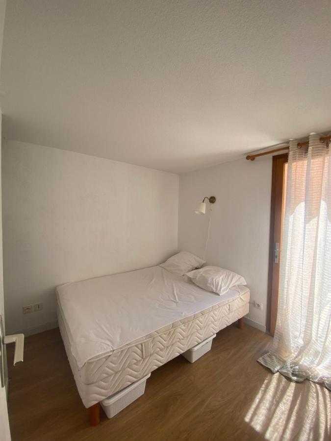 Pavillon 20M De La Plage Des Ayguades Gruissan Kültér fotó